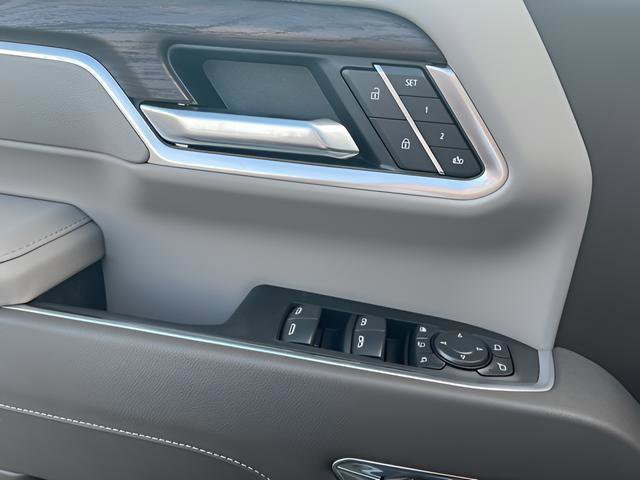 New 2026 GMC Sierra 2500 SLT w/ Max Trailering Package image 10