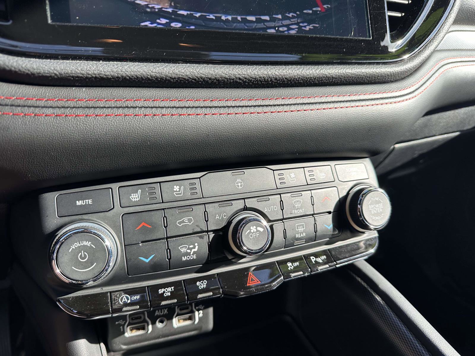 Used 2023 Dodge Durango GT image 20