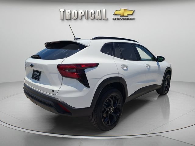 New 2026 Chevrolet Trax LT w/ Midnight Edition FWD image 5