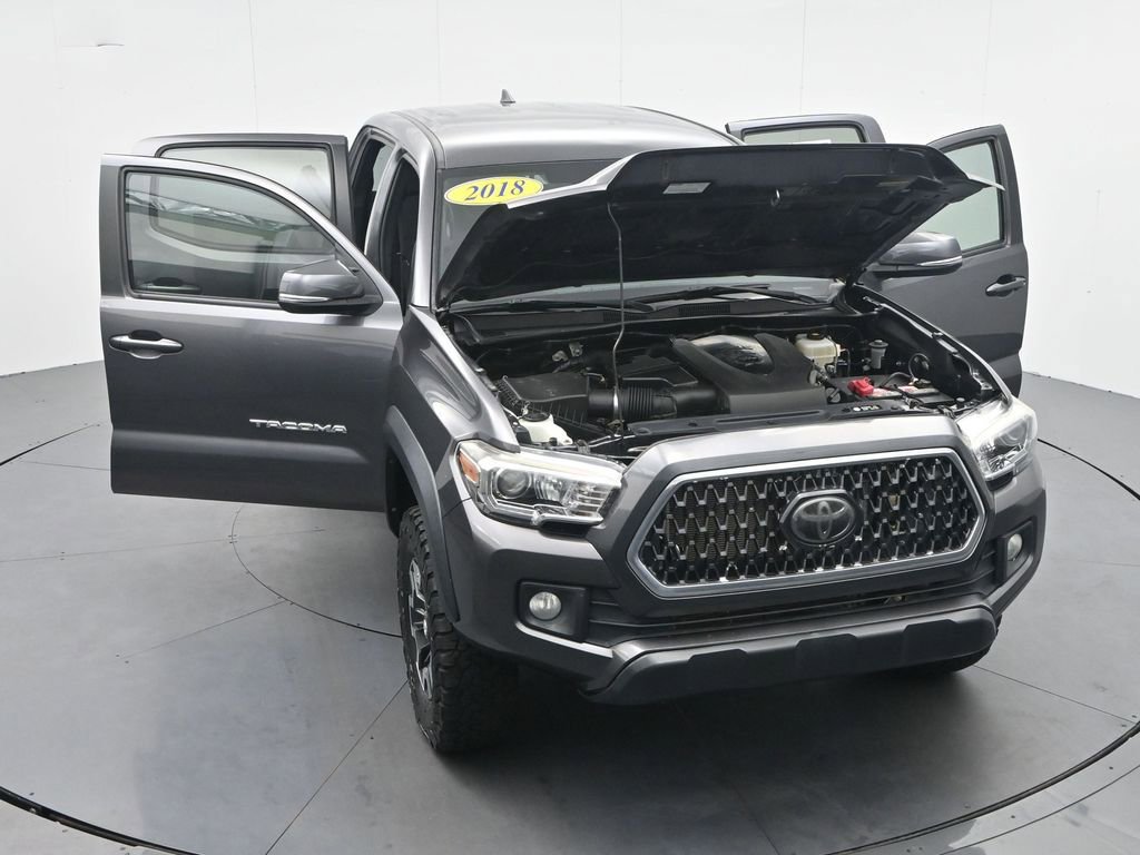 Used 2018 Toyota Tacoma TRD Off-Road AWD/4WD image 39
