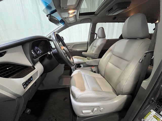 Certified 2017 Toyota Sienna XLE w/ XLE Navigation Package FWD image 11