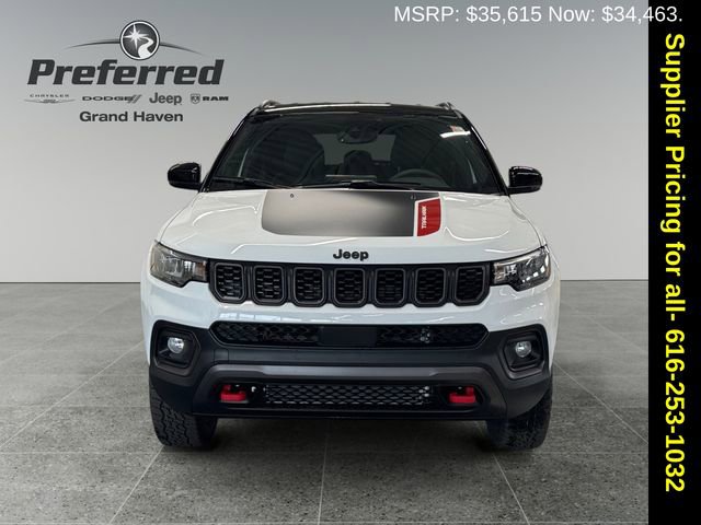 New 2026 Jeep Compass Trailhawk image 12