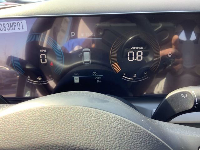 Used 2025 Hyundai Tucson SE image 32