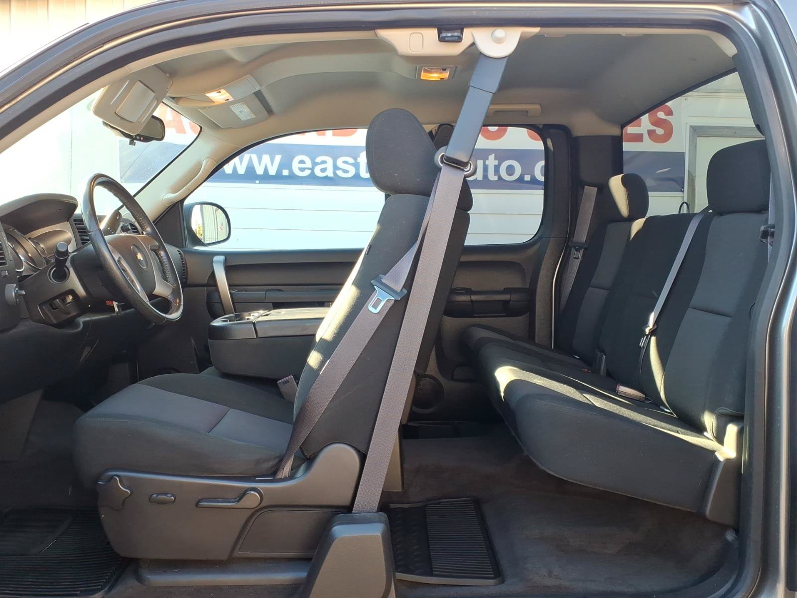 Used 2013 Chevrolet Silverado 1500 LT w/ All-Star Edition AWD/4WD image 7
