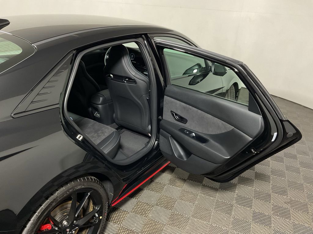 New 2025 Hyundai Elantra N image 34