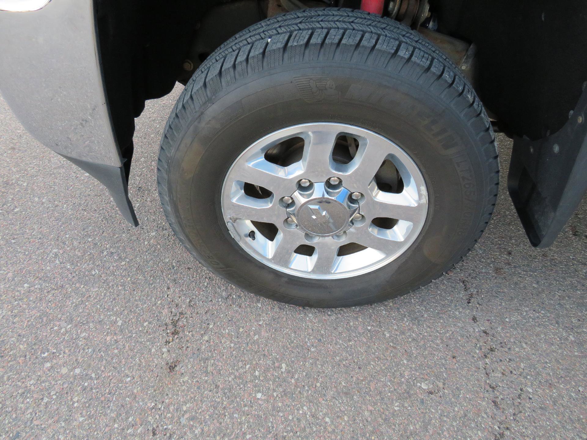 Used 2015 Chevrolet Silverado 2500 LTZ w/ Duramax Plus Package image 2