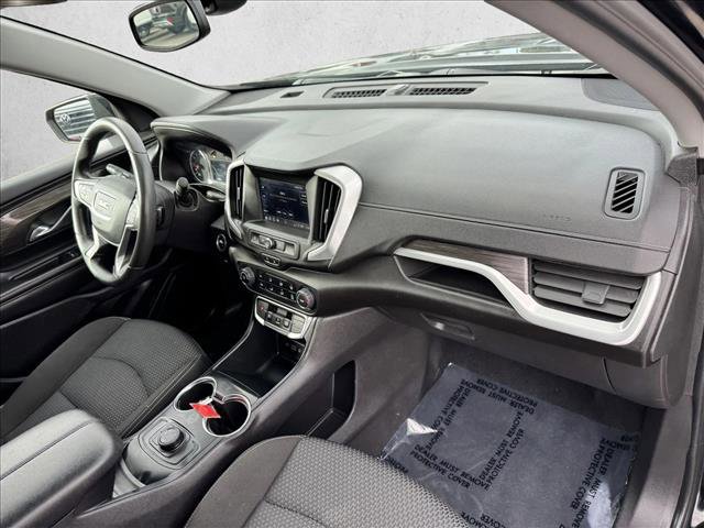Used 2024 GMC Terrain SLE AWD/4WD image 21