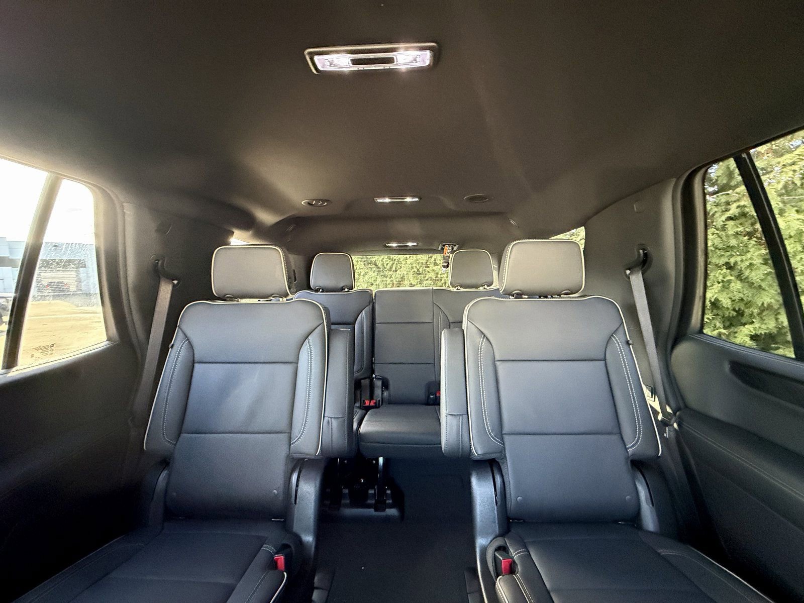 New 2026 GMC Yukon Elevation image 3