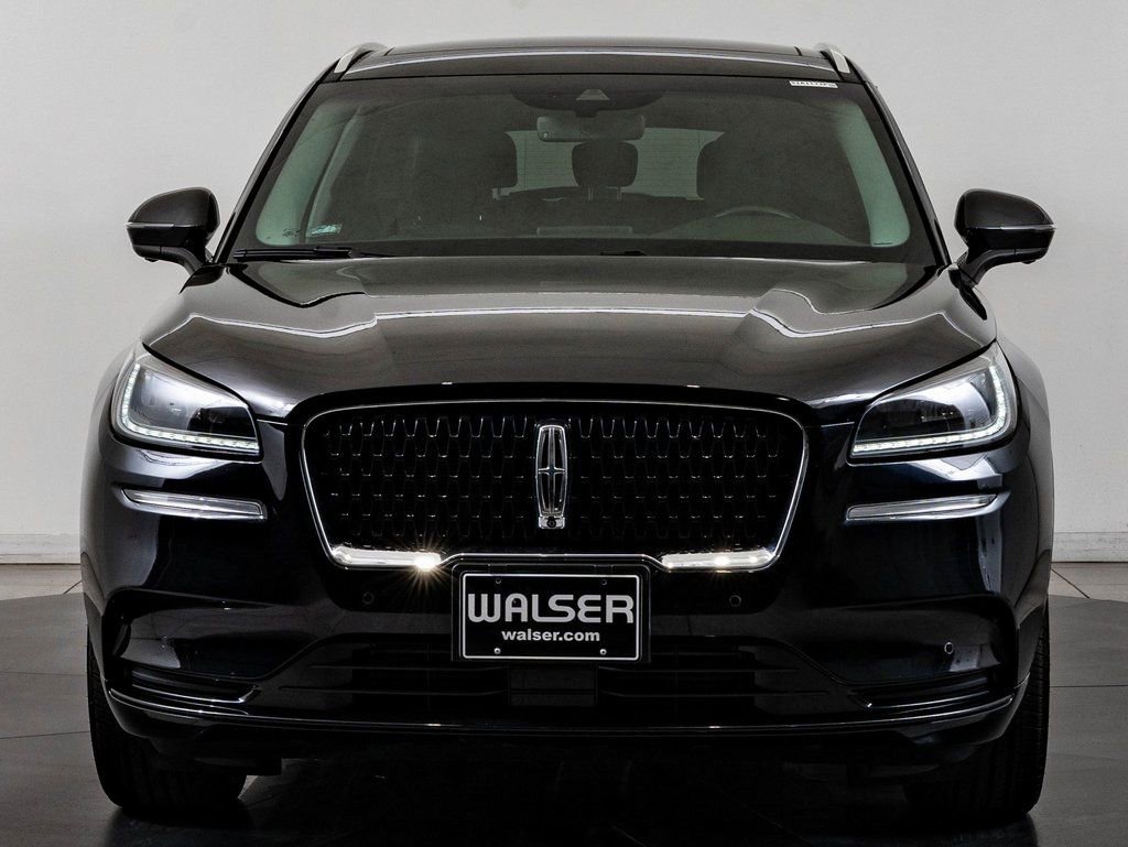 Used 2022 Lincoln Corsair Reserve w/ Equipment Group 201A AWD/4WD image 2