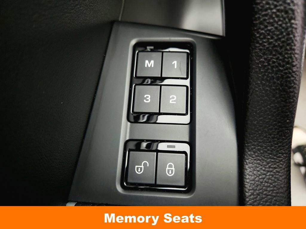 Used 2020 Jaguar F-PACE Premium image 22