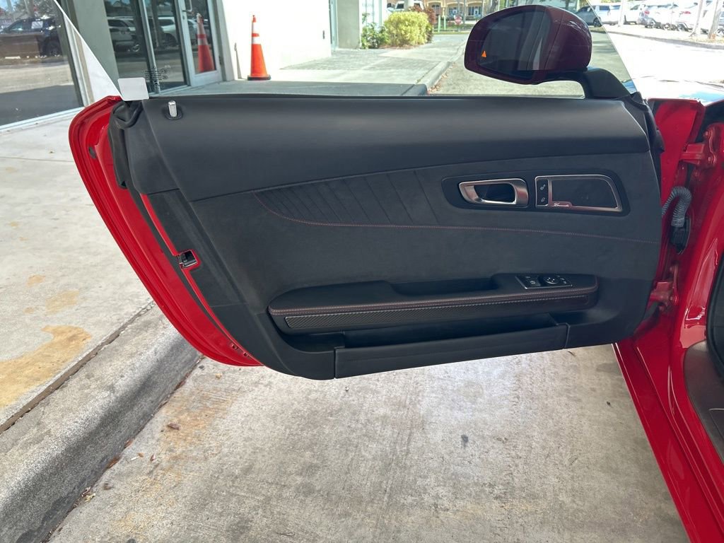 Used 2017 Mercedes-Benz AMG GT S image 34