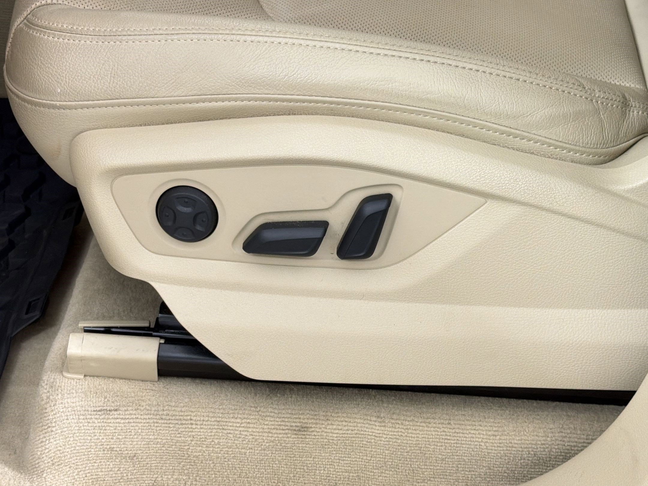 Used 2019 Audi Q7 3.0T Prestige w/ Prestige Package image 16