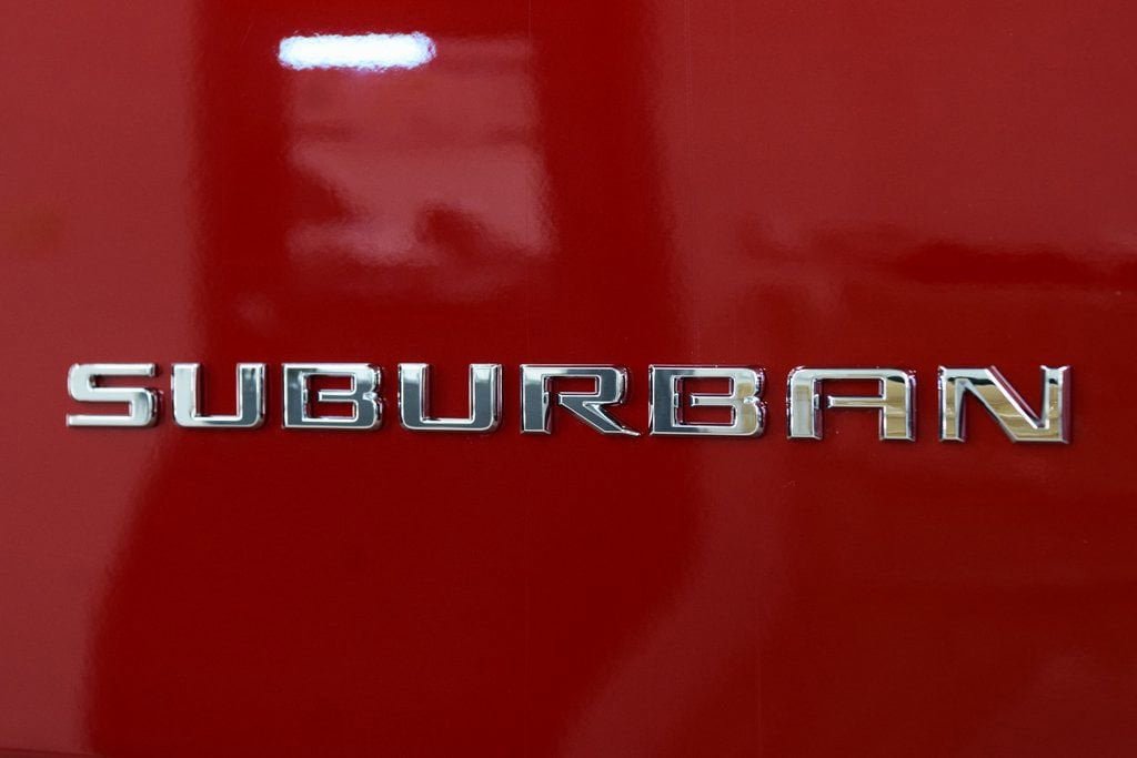 New 2026 Chevrolet Suburban High Country AWD/4WD image 17