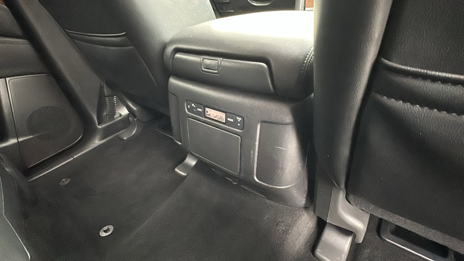 Certified 2023 Nissan Armada SL image 27