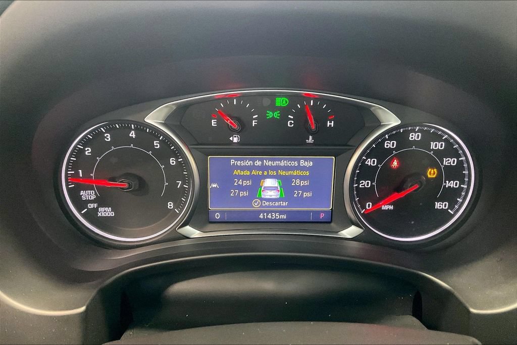 Used 2024 GMC Terrain SLT AWD/4WD image 7