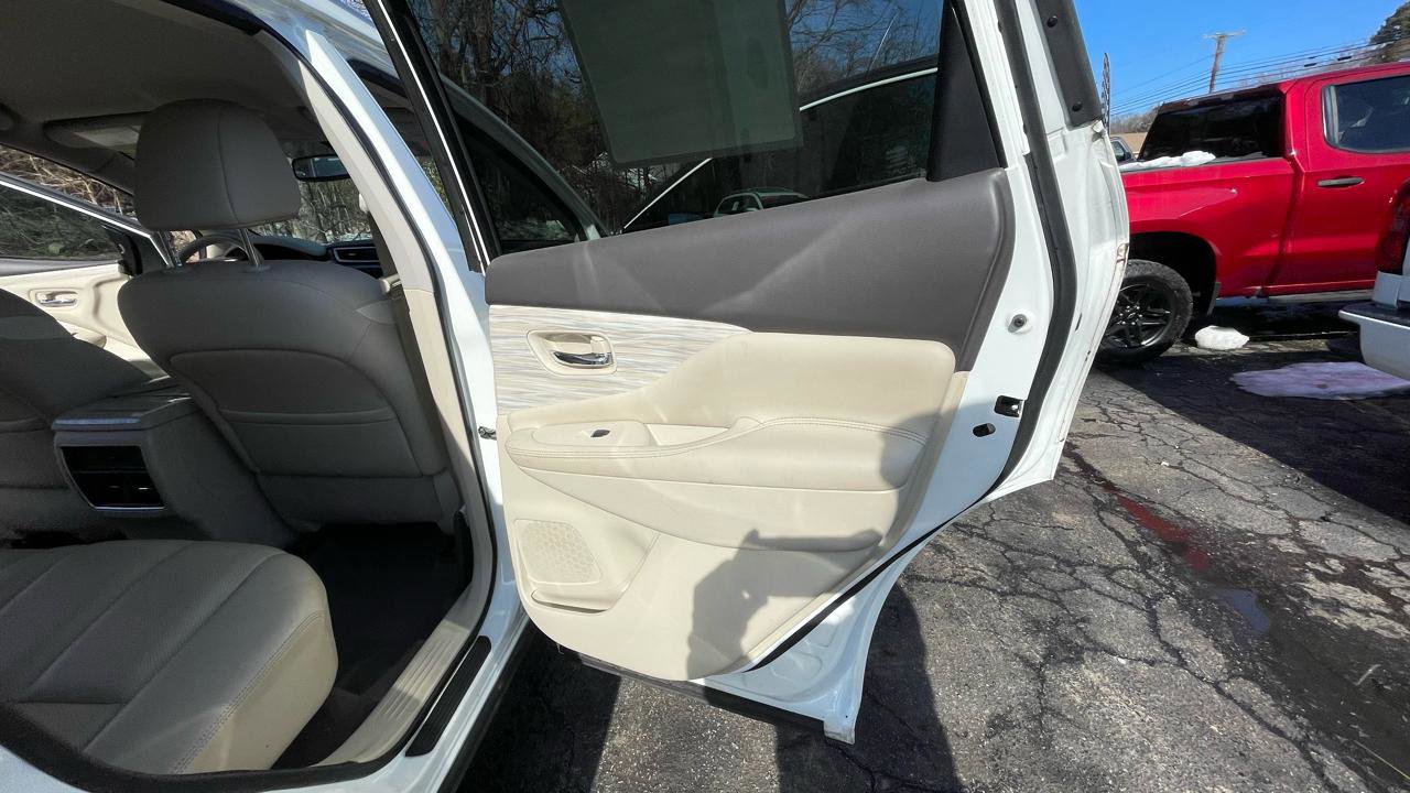 Used 2017 Nissan Murano SL image 23