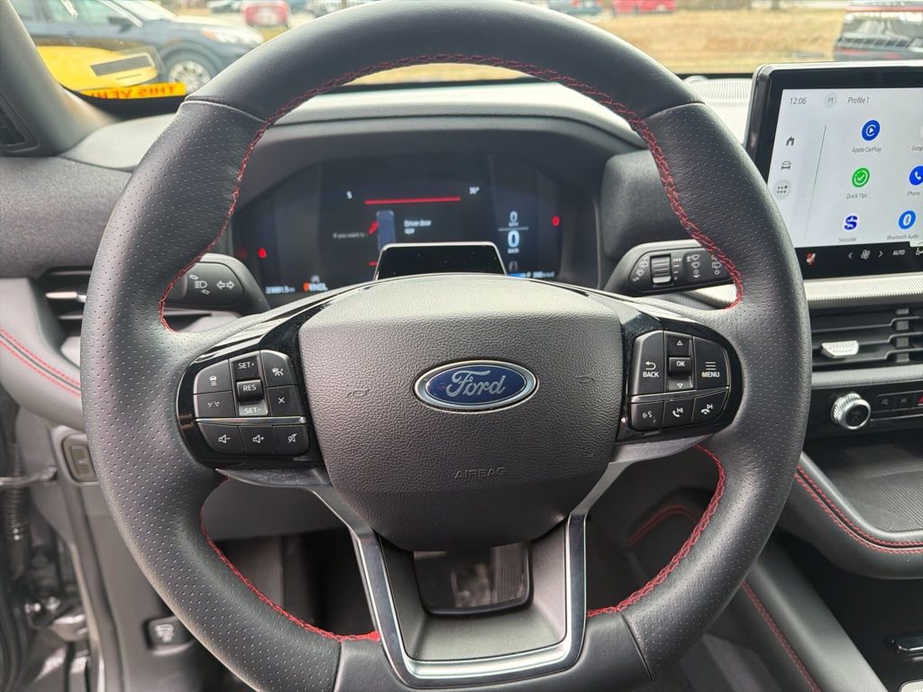 Certified 2025 Ford Explorer ST-Line image 18