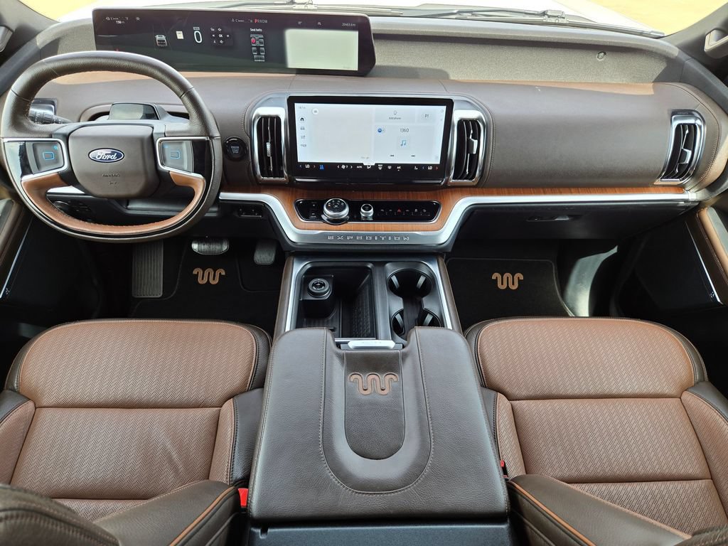 Used 2025 Ford Expedition Max King Ranch AWD/4WD image 17