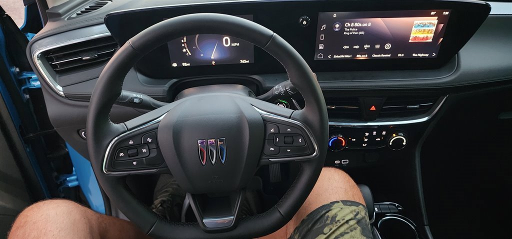 Used 2025 Buick Encore GX Sport Touring image 23