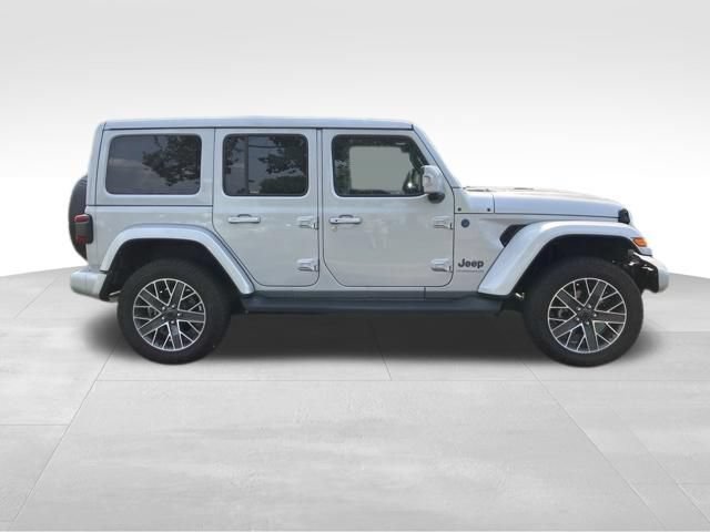 Used 2024 Jeep Wrangler High Altitude AWD/4WD image 5