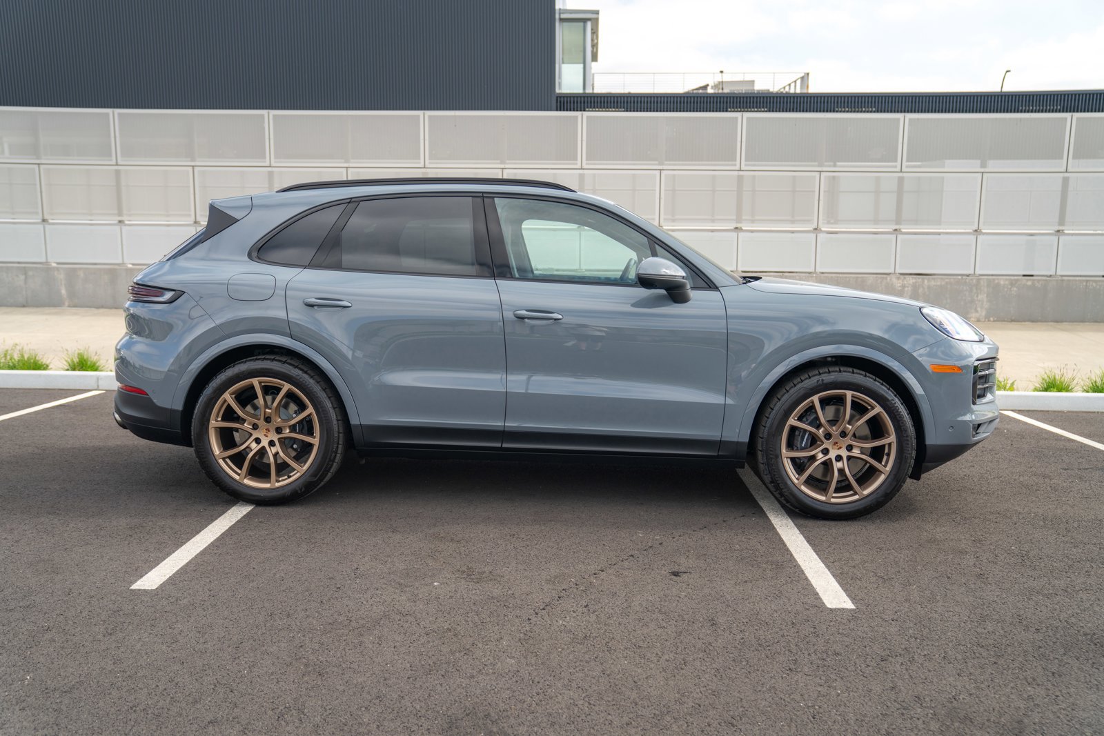 New 2026 Porsche Cayenne AWD/4WD image 8
