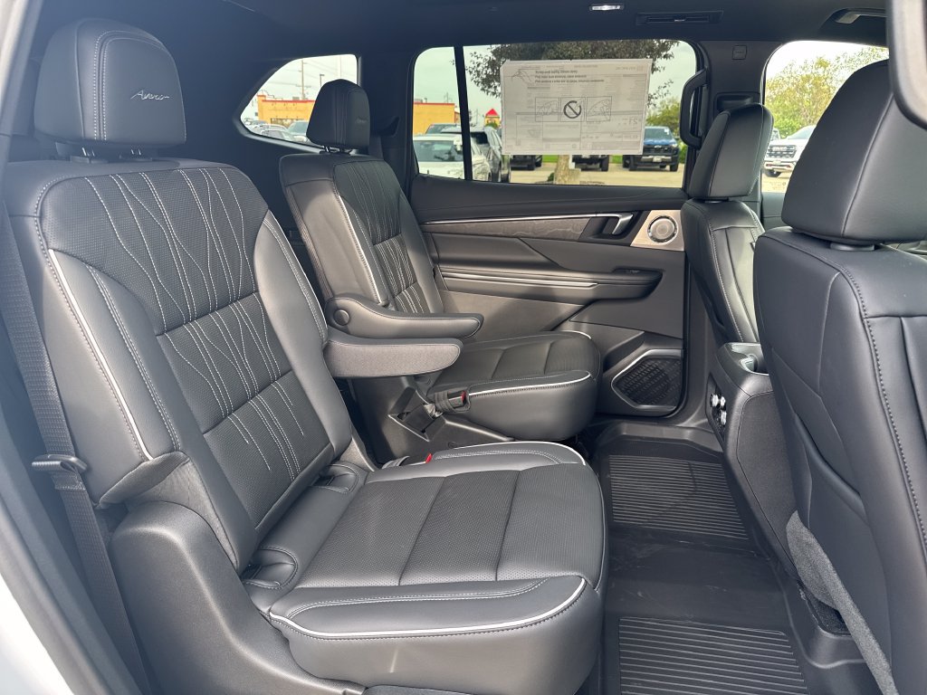 New 2027 Buick Enclave Avenir w/ LPO, Floor Liner Package AWD/4WD image 47