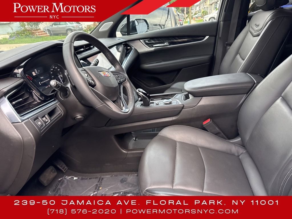 Used 2024 Cadillac XT6 Premium Luxury w/ LPO, Floor Liner Package image 31
