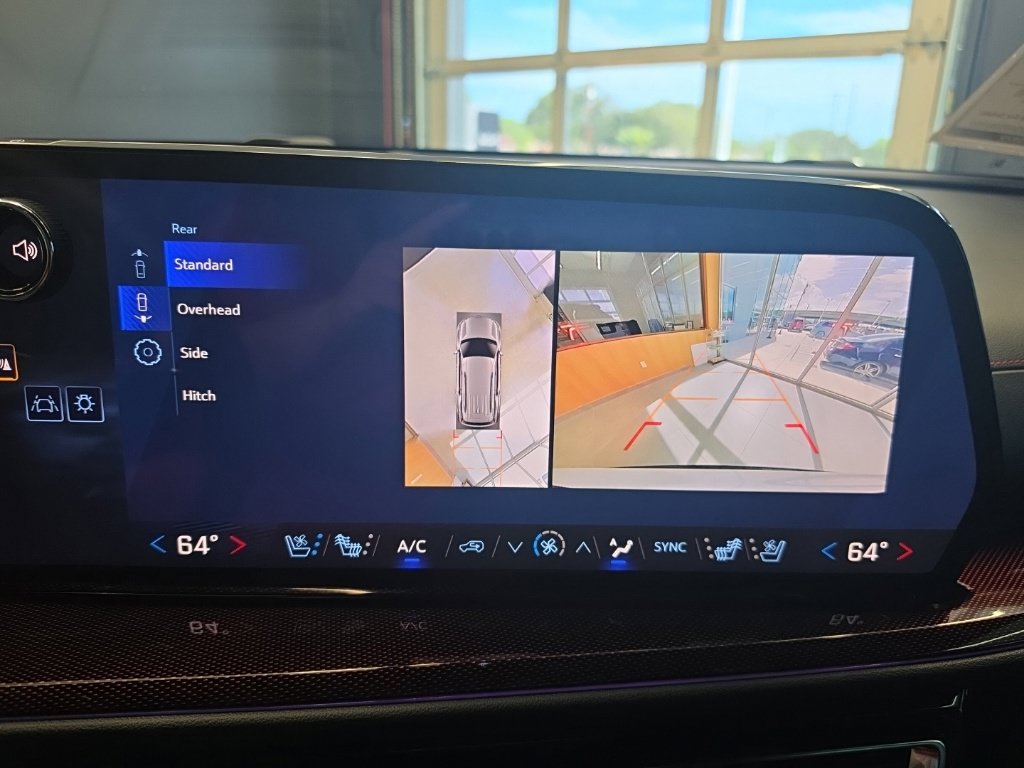 Used 2025 Chevrolet Traverse RS w/ LPO, Floor Liner Package FWD image 25