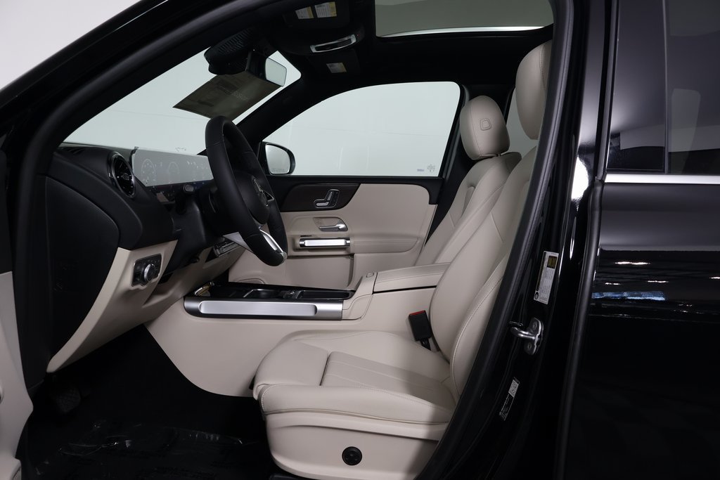New 2026 Mercedes-Benz GLB 250 image 5