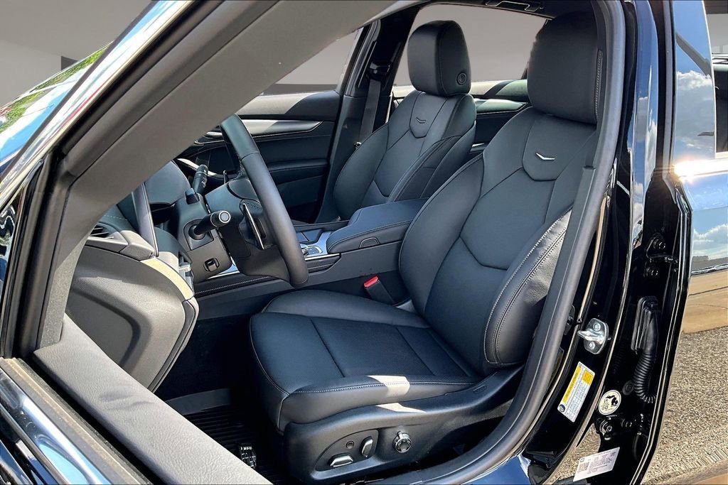 New 2026 Cadillac CT5 Premium Luxury RWD image 9