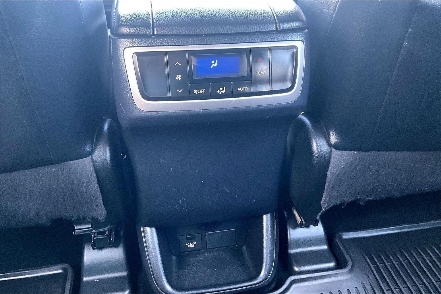 Used 2016 Toyota Highlander Limited AWD/4WD image 34