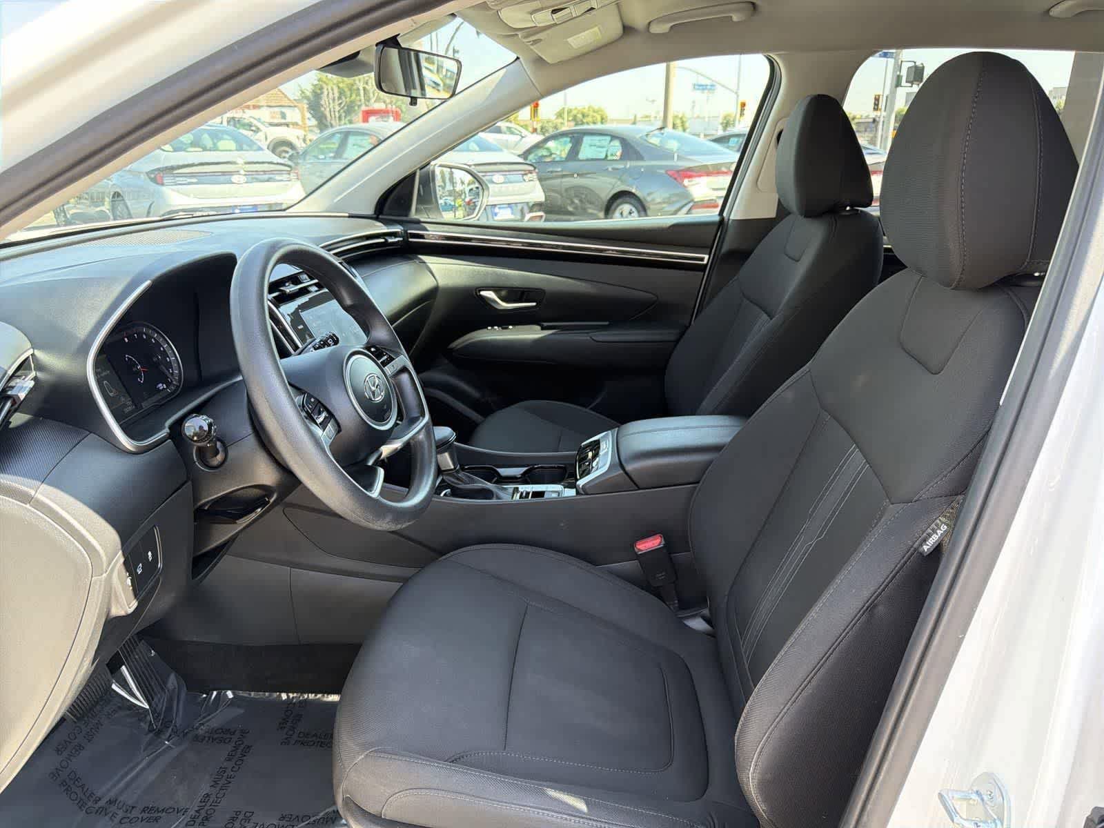 Used 2023 Hyundai Tucson SEL w/ Winter Package AWD/4WD image 23