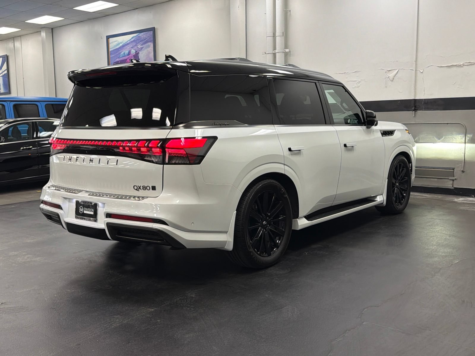 Used 2025 INFINITI QX80 Autograph w/ Autograph Exterior Package AWD/4WD image 13