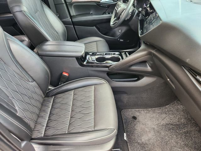 Used 2023 Buick Envision Avenir FWD image 13