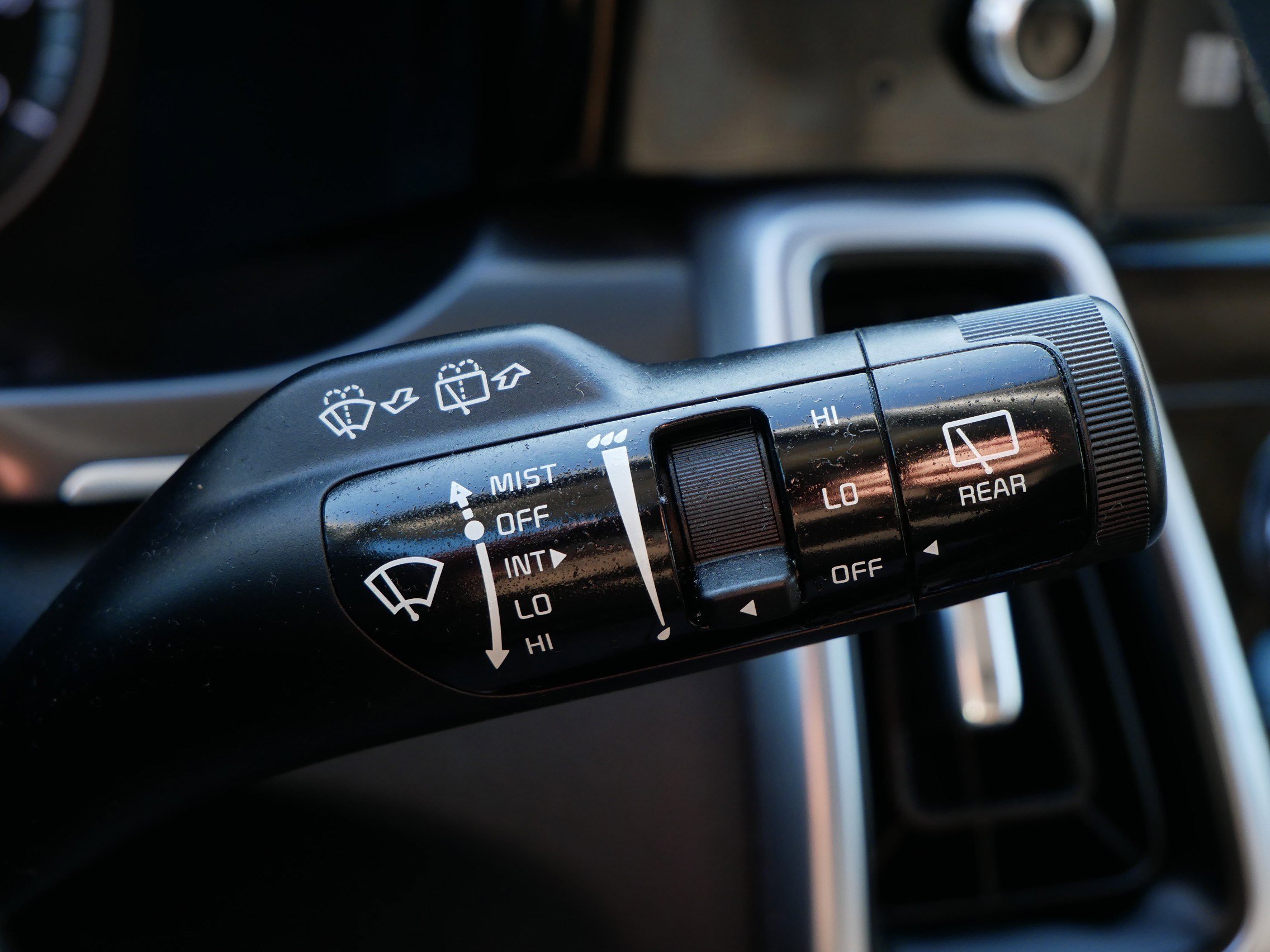 Used 2022 Kia Sorento LX image 32