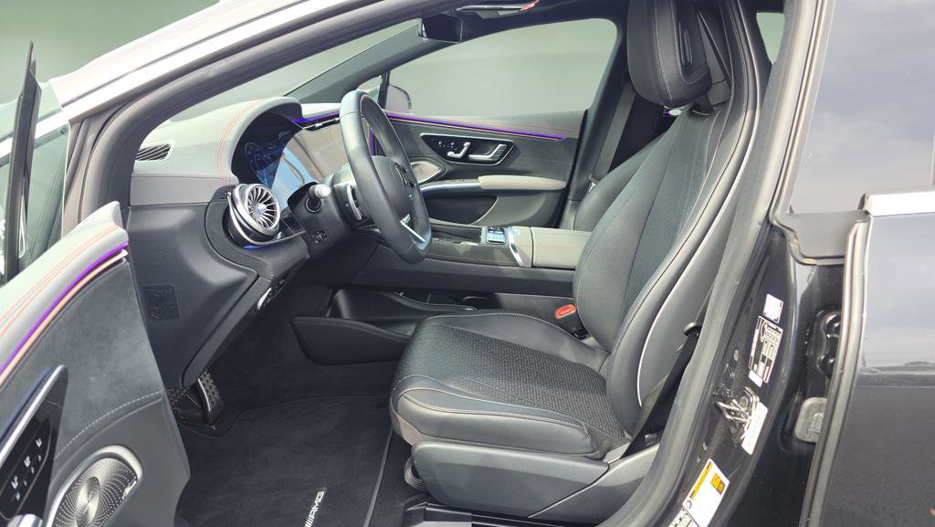 Used 2024 Mercedes-Benz EQS 580 4MATIC Sedan image 18
