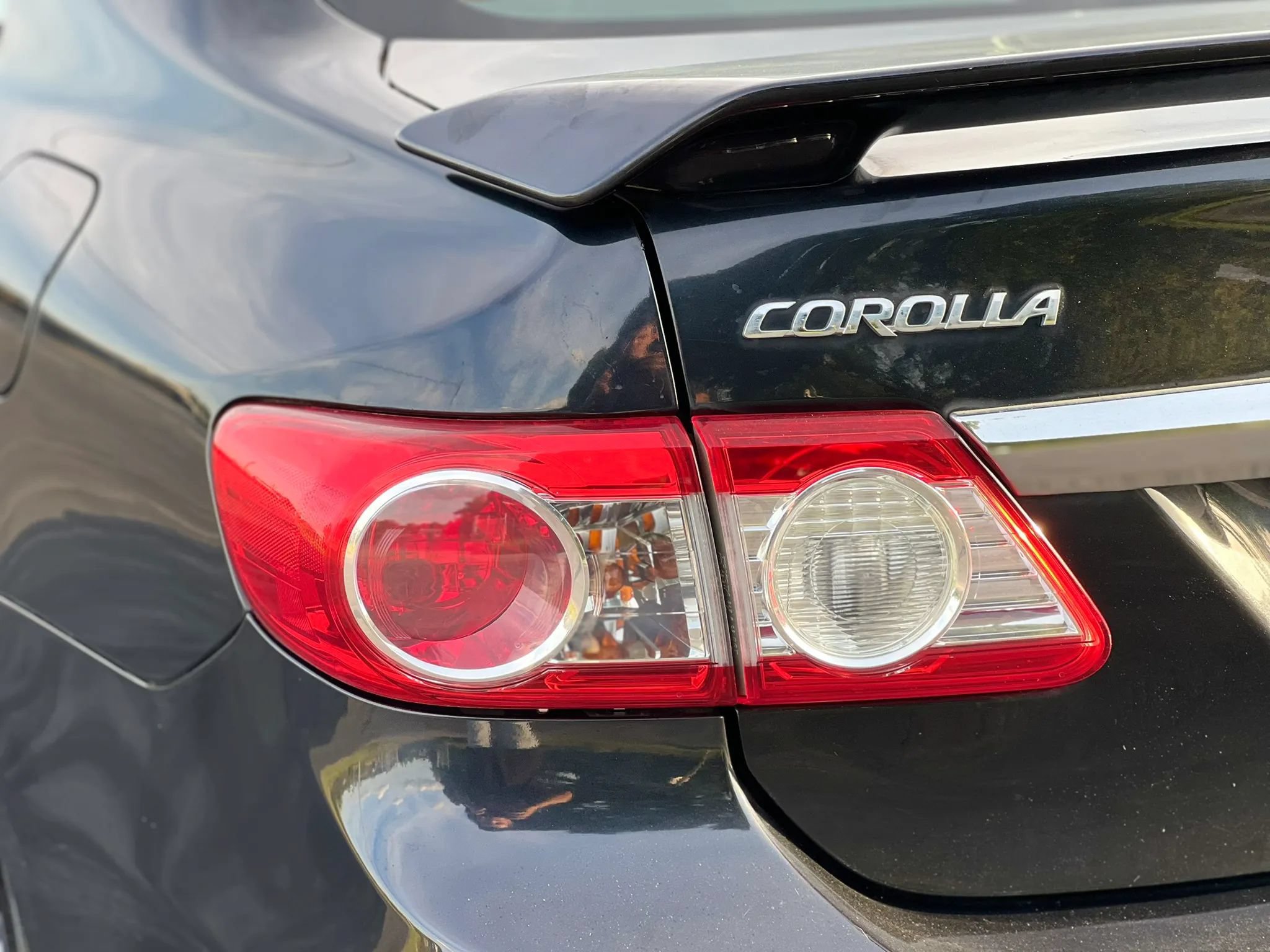 Used 2013 Toyota Corolla S w/ Premium Complete Pkg FWD image 11