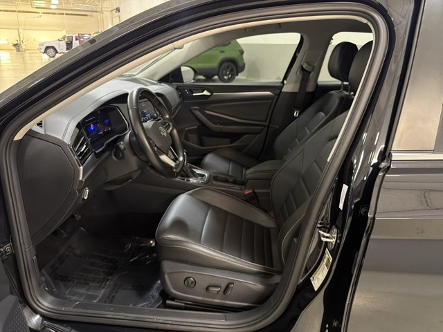 Certified 2024 Volkswagen Jetta SE FWD image 15