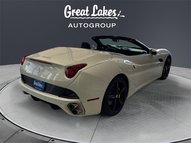 Used 2014 Ferrari California image 5