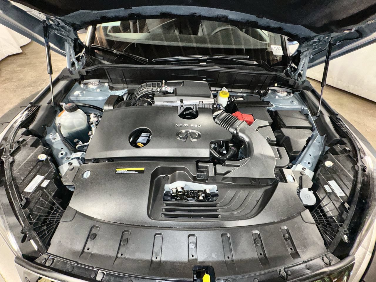 Certified 2025 INFINITI QX55 Luxe w/ Cargo Package AWD/4WD image 31