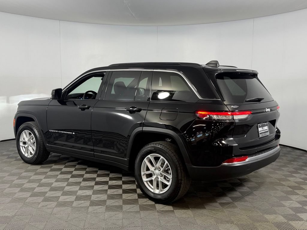 Certified 2025 Jeep Grand Cherokee Laredo X RWD image 8