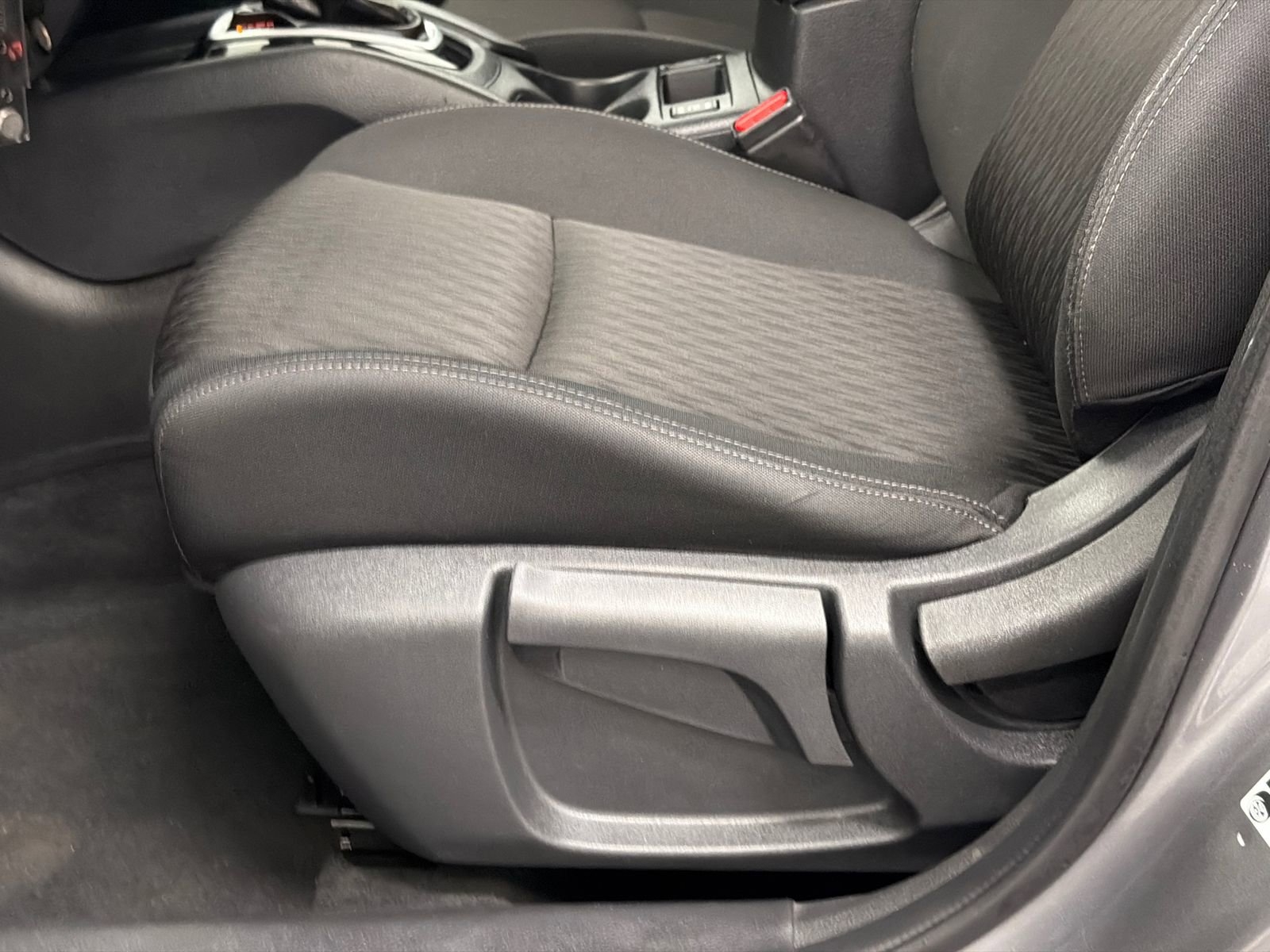 Used 2020 Nissan Rogue S w/ Special Edition Package AWD/4WD image 14
