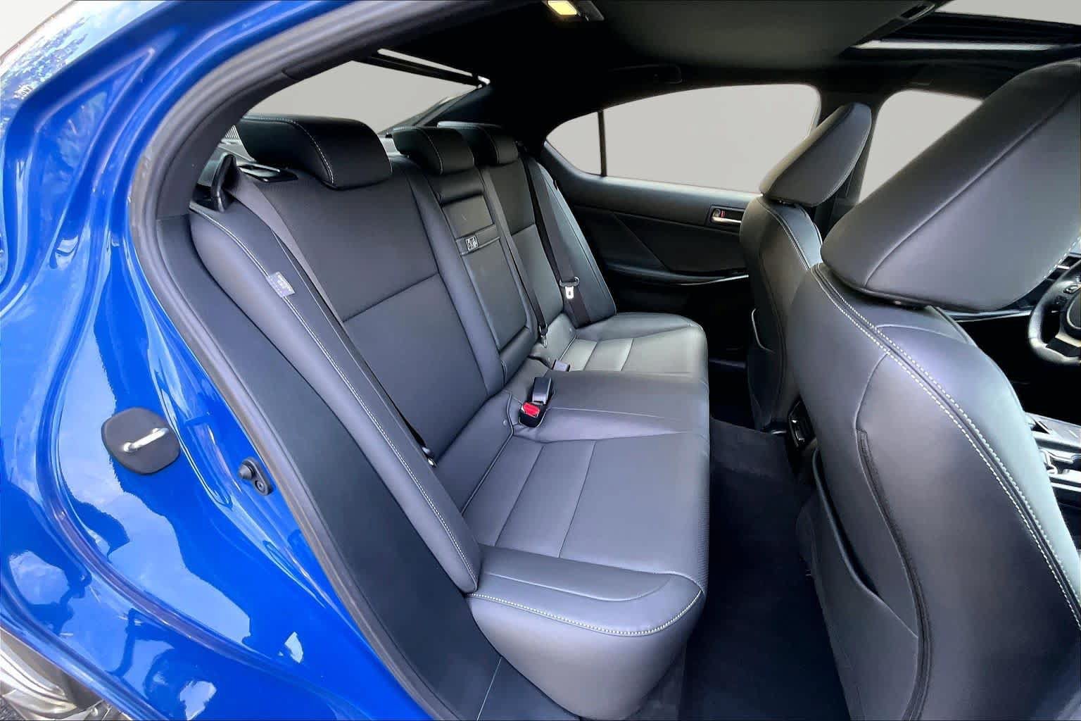Used 2023 Lexus IS 300 w/ Premium Package RWD image 40