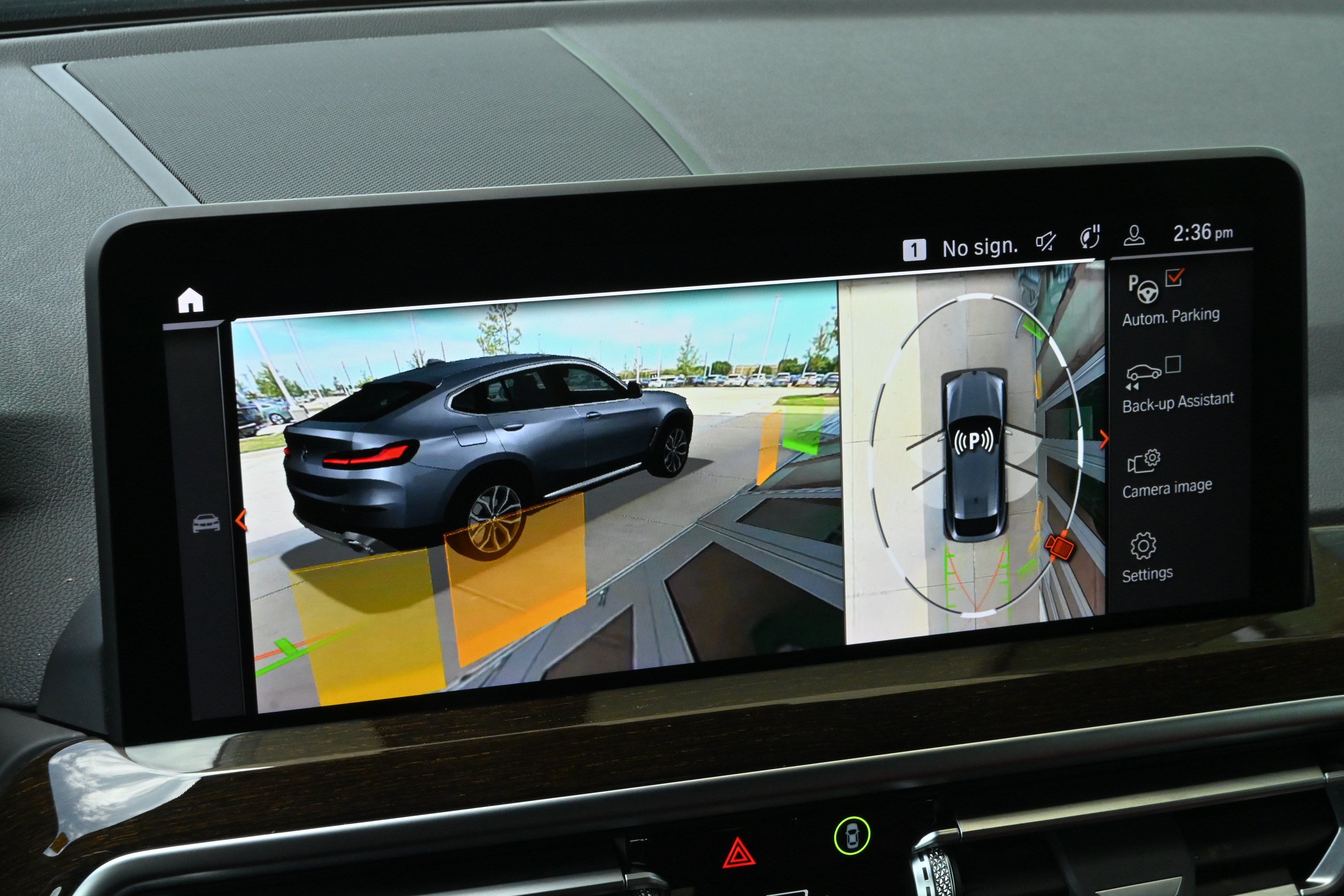 Certified 2025 BMW X4 xDrive30i AWD/4WD image 32