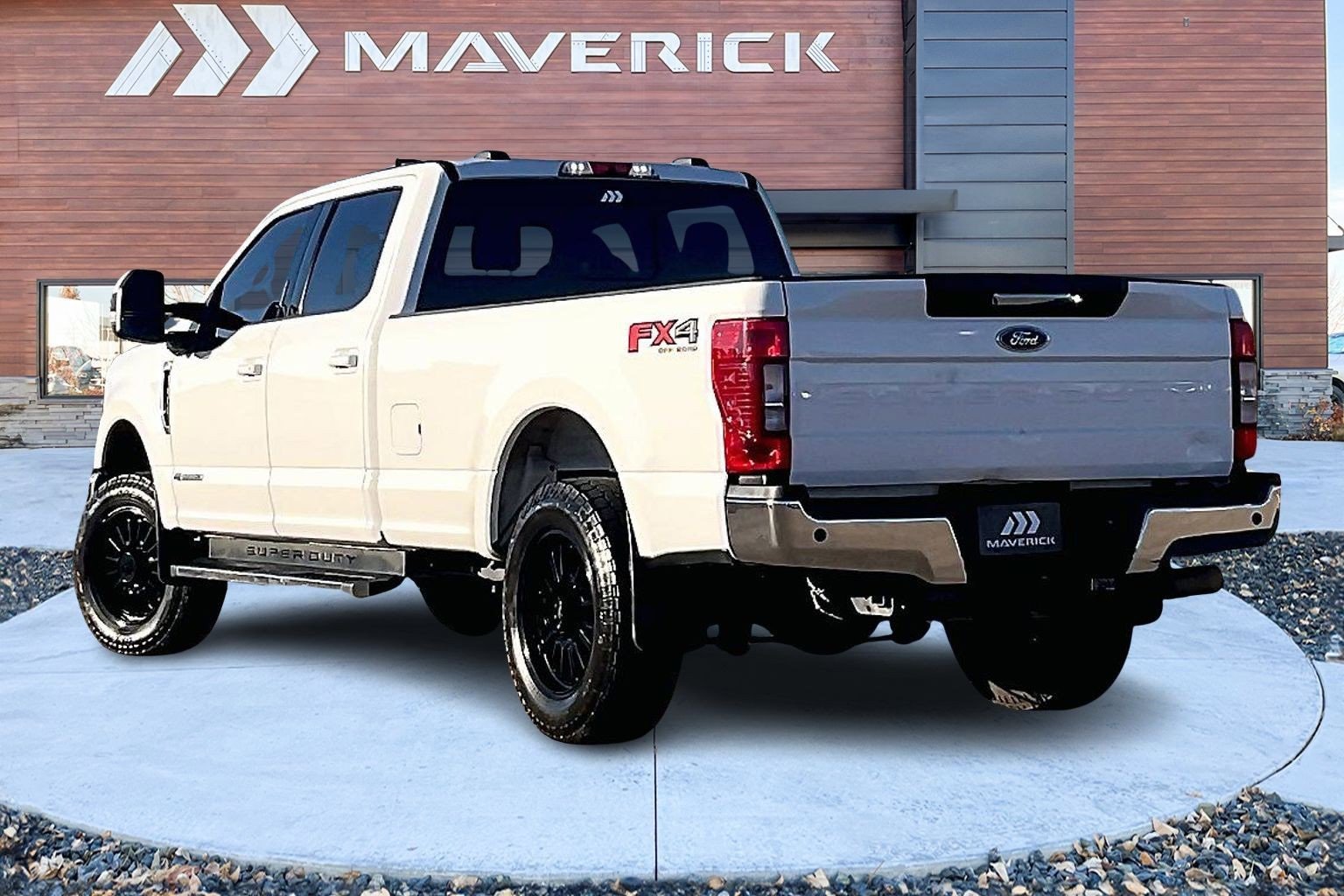 Used 2021 Ford F350 Lariat w/ Lariat Value Package image 4