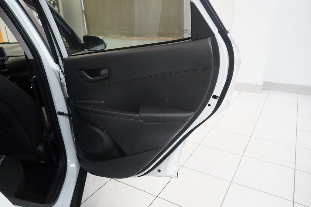 Used 2020 Hyundai Kona SEL image 24