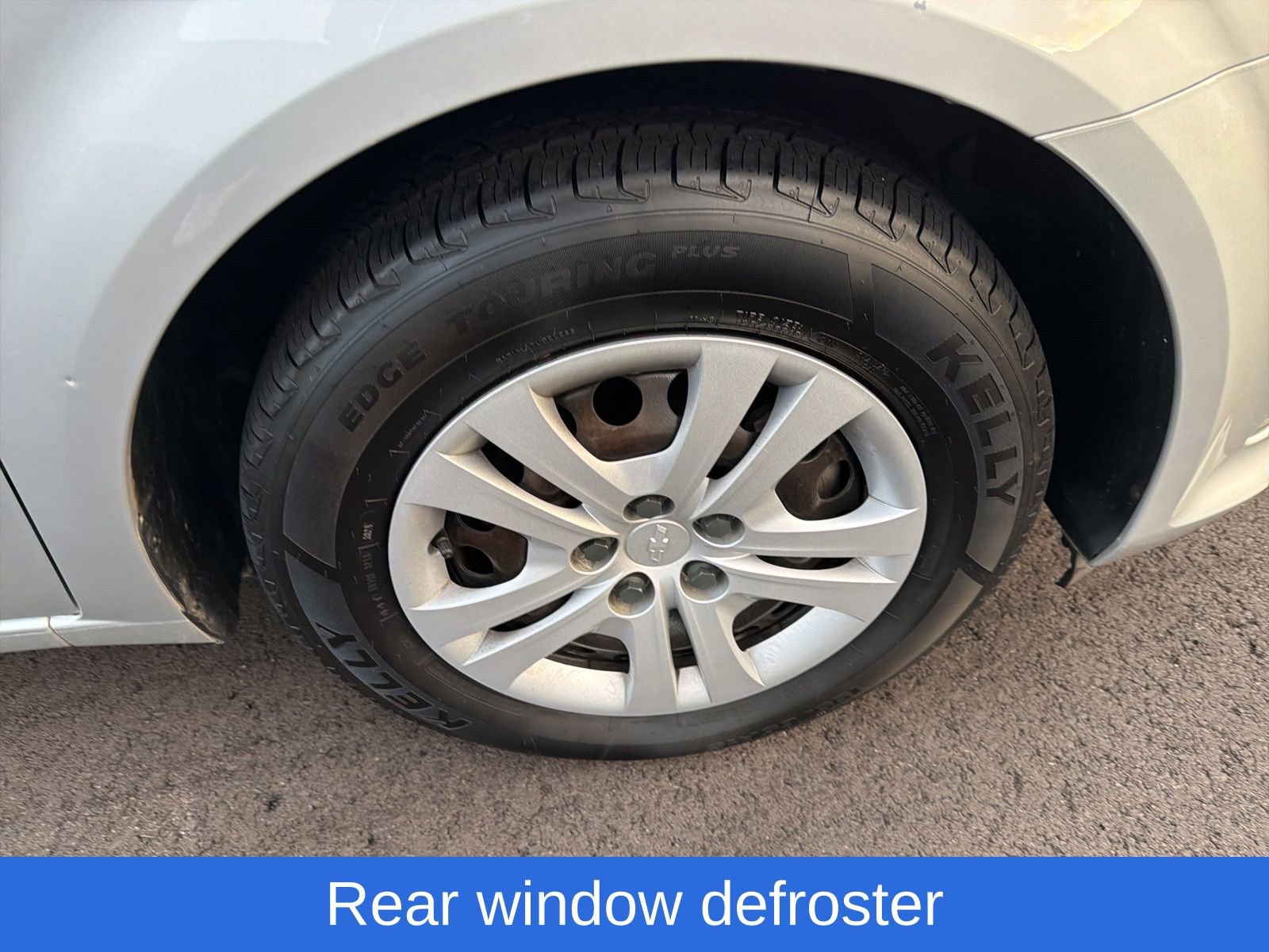 Used 2020 Chevrolet Sonic LS image 21