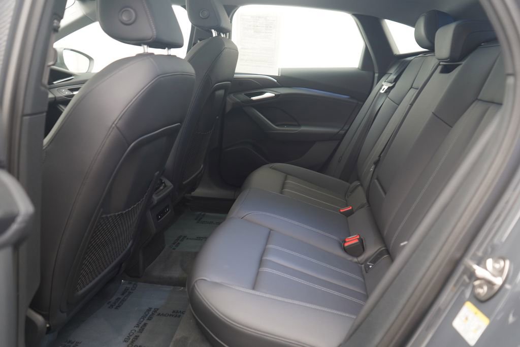 Certified 2025 Audi A6 e-tron Premium w/ Ultra Package RWD image 7