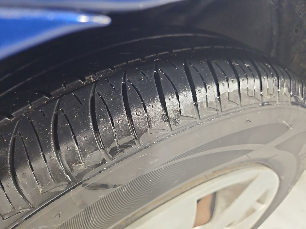 Used 2007 Hyundai Accent GS image 25