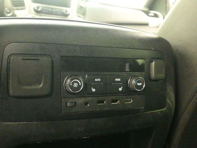 Used 2017 GMC Yukon XL SLT w/ Open Road Package image 10